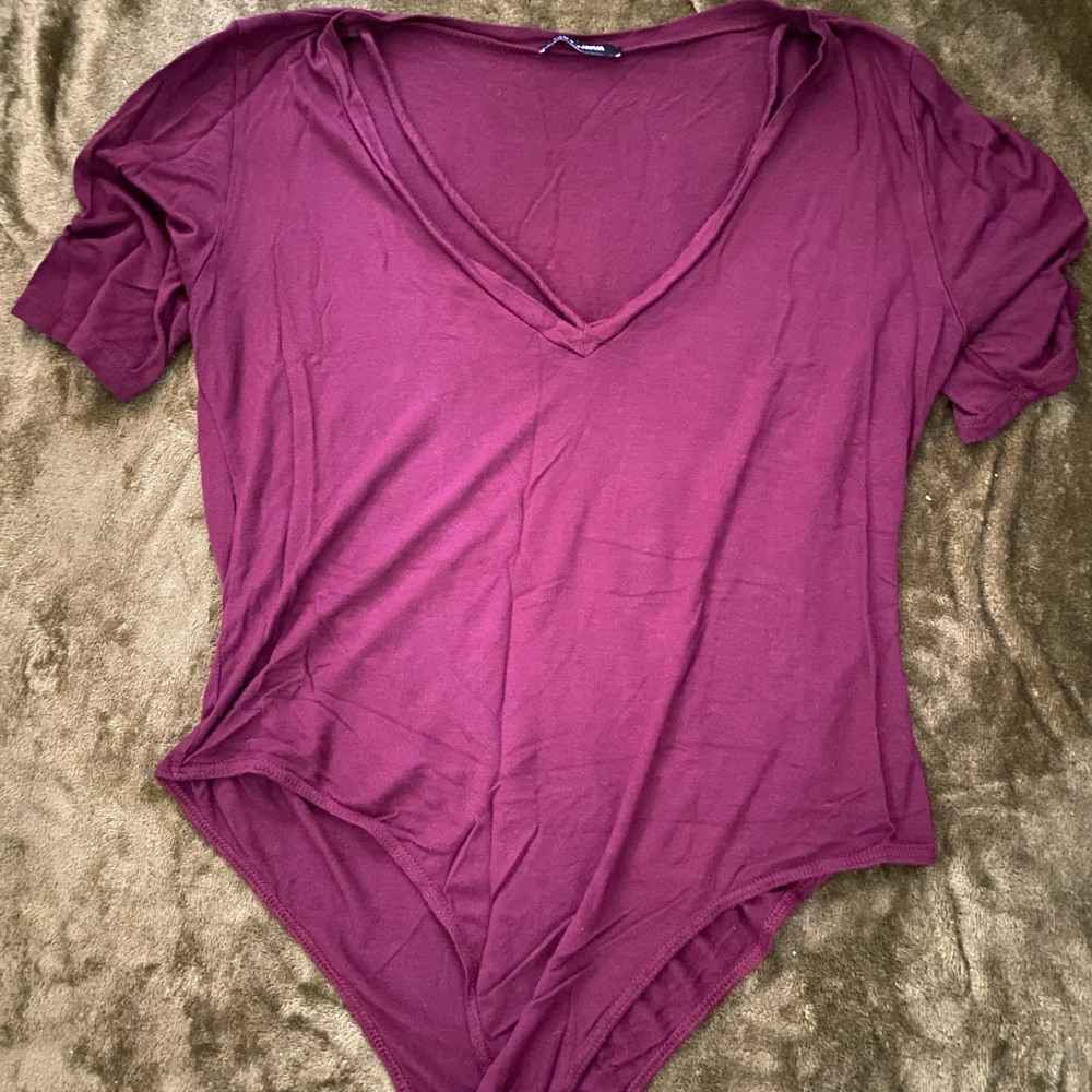 maroon leotard